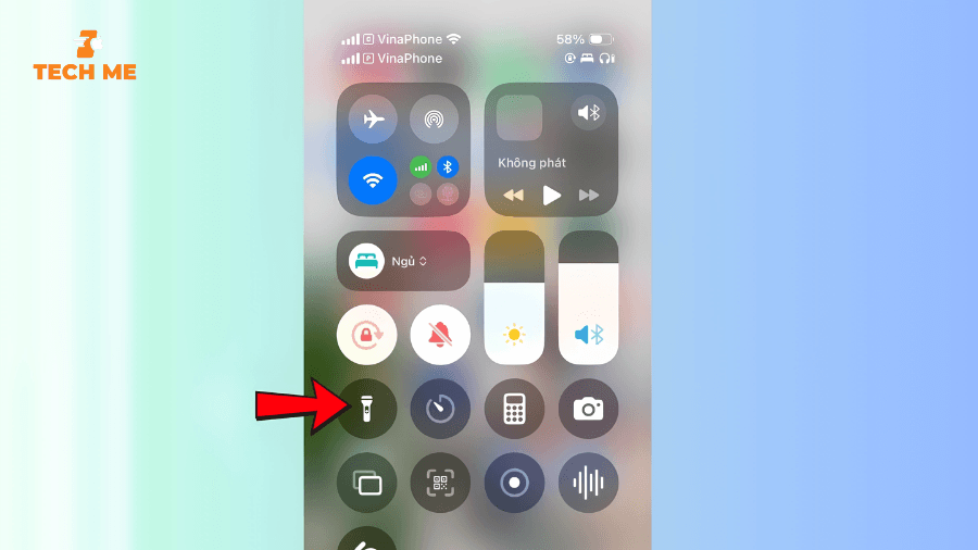 cách tắt đèn pin trên iPhone